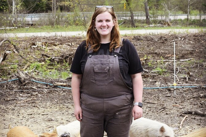 1 Hour Guided Farm Tour in the Adirondacks - A farm visit with room for questions