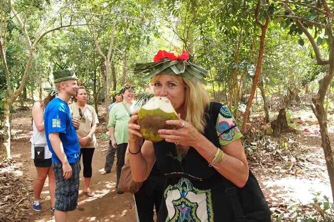 2-Day Zanzibar Adventure: Stone Town & Spice Farm (all-incl.) - Day two: spices, fruit, and coconut water
