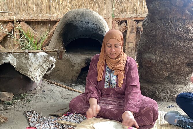 A day like a farmer in Dahsure countryside with locals - What the private format changes