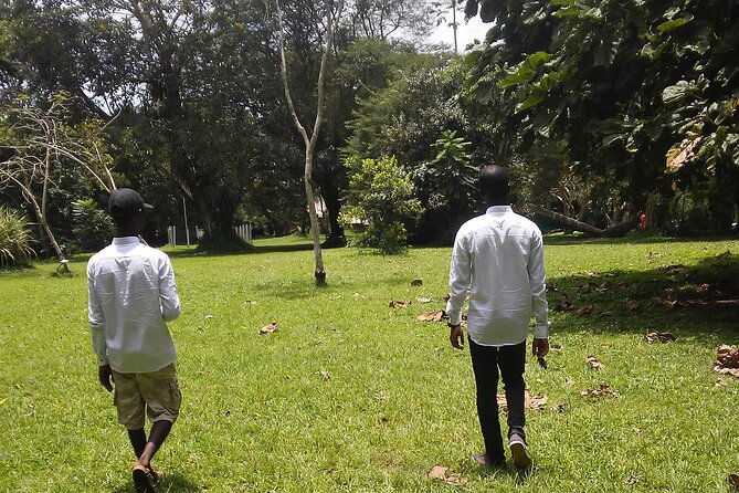Aburi Gardens and Tetteh Quarshie Farms - A private guide, with Ernest named in the feedback