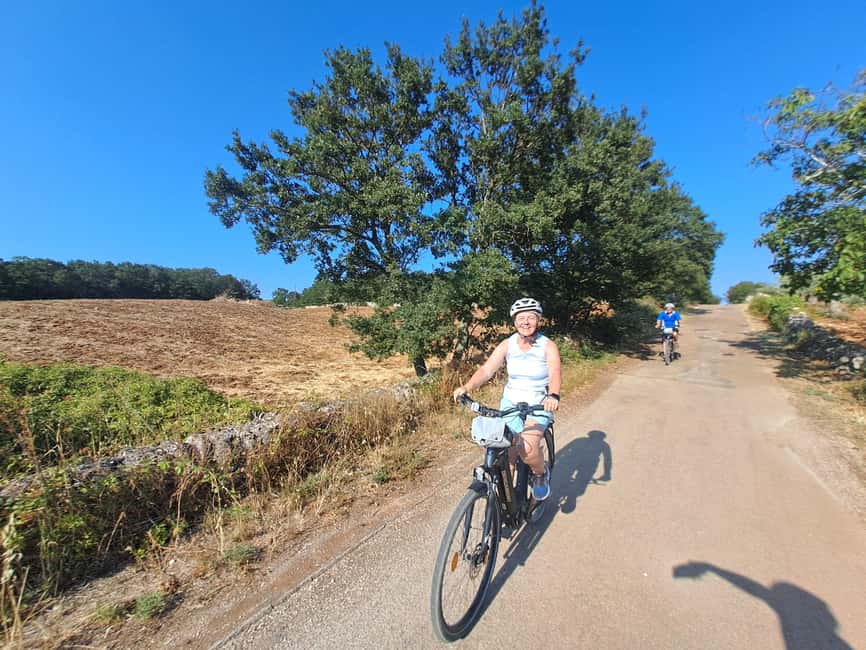 Alberobello: Guided e-bike tour + donkey farm visit - Who should choose this ride?