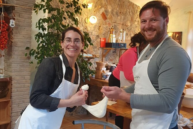 Amalfi Coast Farmhouse: Pizza & Mozzarella Making Class - A warm welcome, even when plans go wrong