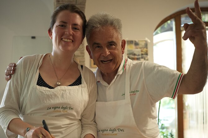 Amalfi Coast Farmhouse: Pizza & Mozzarella Making Class - Group size, timing, and the practical details