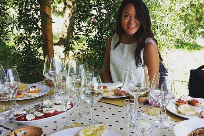 Amazing Lunch in organic Farm with Balsamic Vinegar Olive Oil truffle and Wine tasting Experience in Tuscany - Who will enjoy this Tuscan food visit?