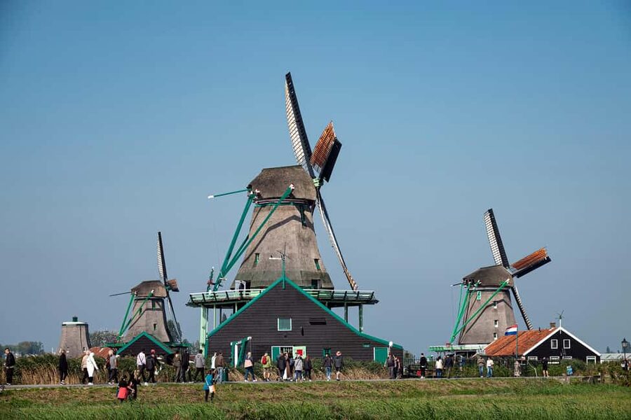 Amsterdam: Experience Zaanse Schans Windmills & Cheese Farm - The Luxury Coach Ride from Amsterdam