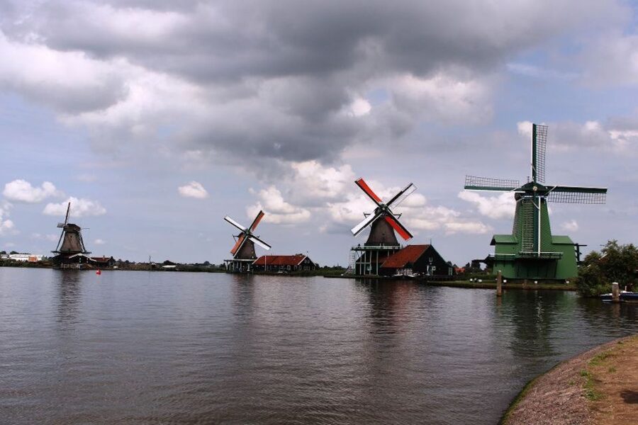 Amsterdam: Volendam, Windmill, and Cheese Farm Private Tour - Cheese making, tasting, and the clog workshop