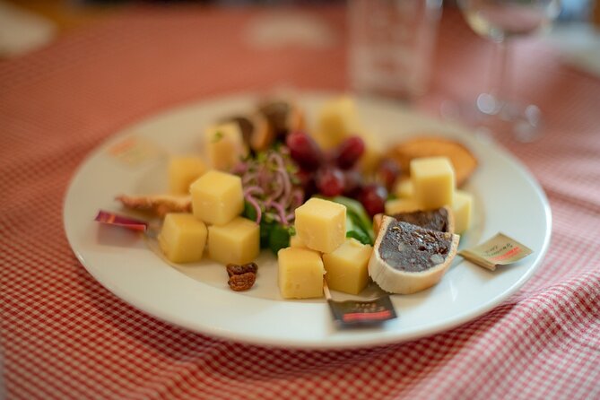 Appenzell Alps Day Trip from Zurich – Farm Life & Cheese Tasting - A Swiss farm in Stein