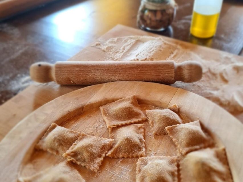 Arezzo: pasta e tiramisù cooking class organic Tuscan farm - How much value is in the $283.21 price?