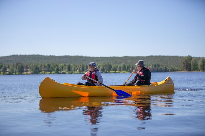 Authentic Reindeer Farm and Canoe Experience from Rovaniemi - Learning the basics before the canoe launch