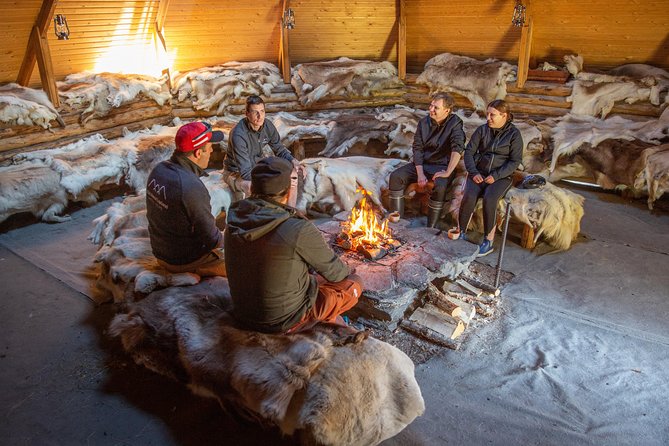 Authentic Reindeer Farm and Canoe Experience from Rovaniemi - About 1.5 hours on the lake