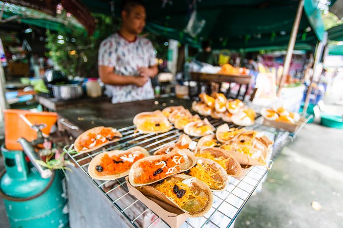 Bangkok Floating Market & Boat Ride to an Orchid Farm - The orchid farm: pleasant stop or weak link?