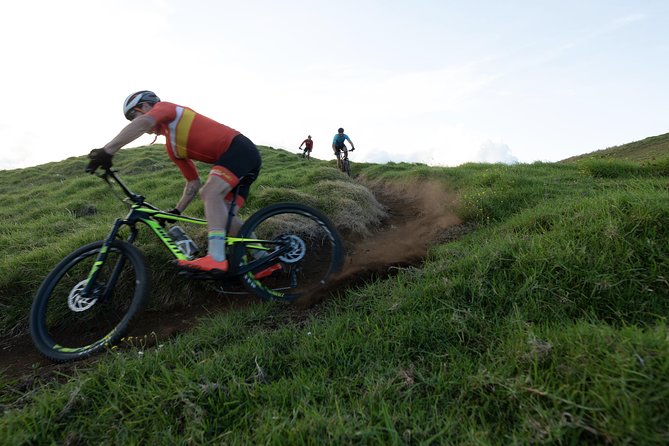 Big Island Mountain Biking on Anna Ranch - Why the full-suspension bikes matter