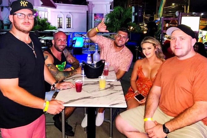 Blue Hole Mineral Swim, Negril Ricks Cafe, & Herb Farm Combo Tour - Sunset at Rick’s Cafe