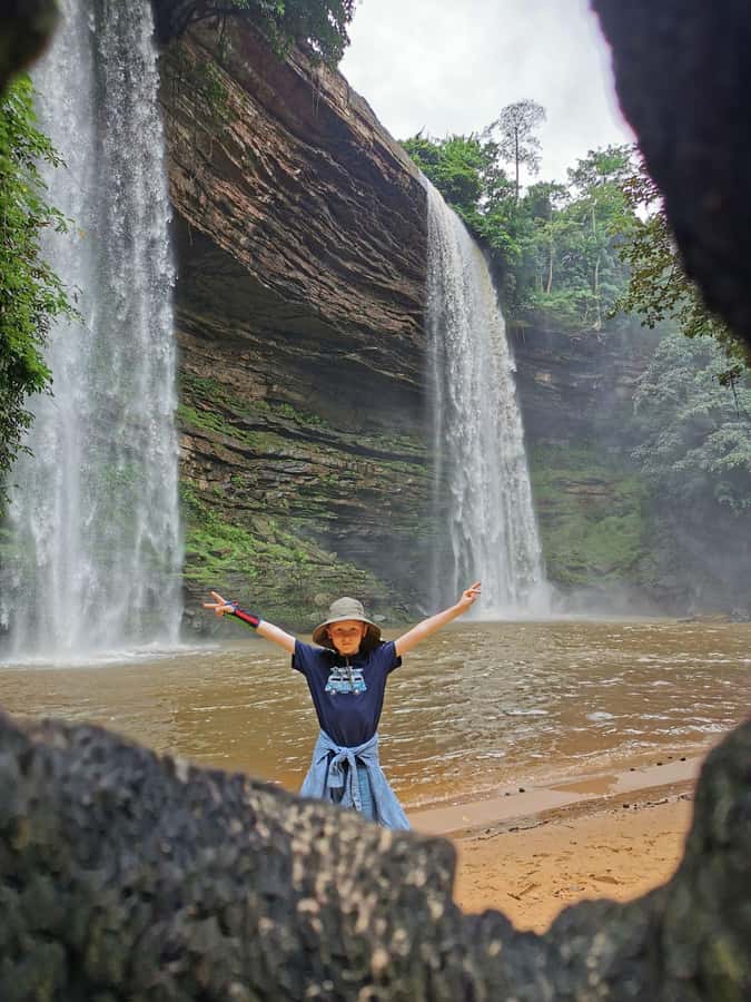 Boti Falls, Umbrella Rock, Aburi Gardens & Cocoa Farm Tour - Umbrella Rock: choose the walk or the easier option