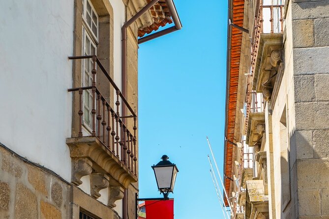 Braga/Guimarães: 1 Day with Lunch + farm and wine tasting - What the private format really adds