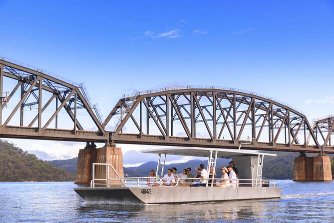 Broken Bay Pearl & Oyster Farm Tours - Tasting New South Wales oysters