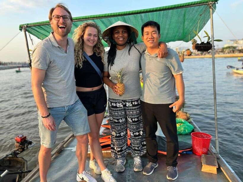 Can Tho: Floating Market, Canal, Cacao Farm & Mekong' Life - Seeing rice noodles made by hand