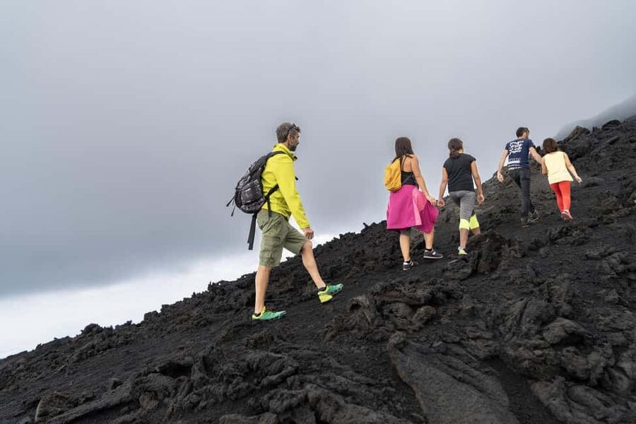 Catania: Guided Tour of Etna with Farm Visit & Food Tasting - Getting from Catania to Rifugio Sapienza