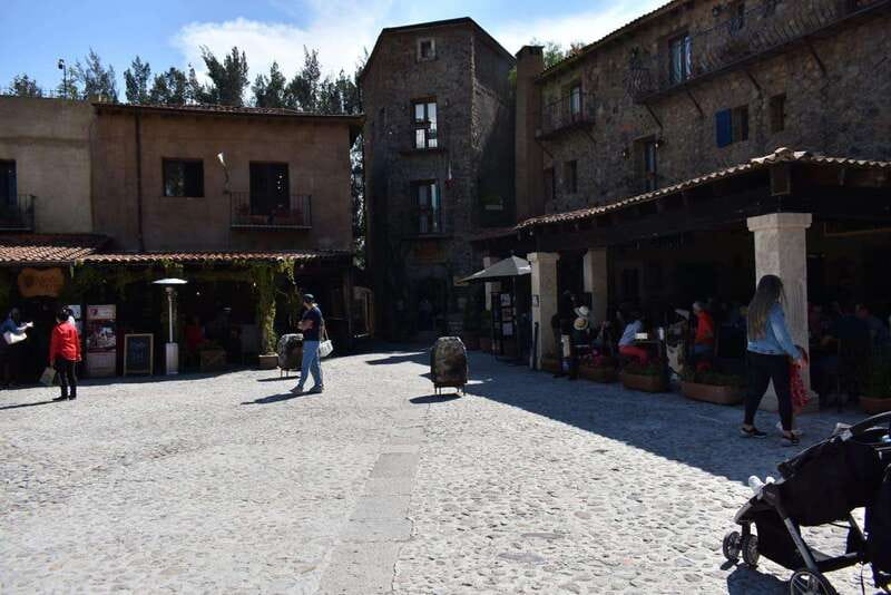 Chautla's Castle, Lavender Farm, and Valquirico Private Tour - Who will enjoy this day most?