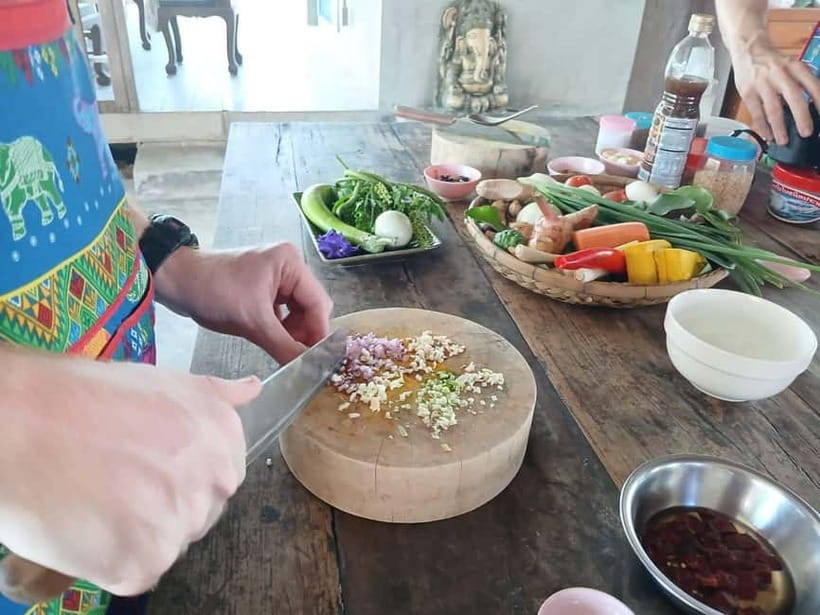 Chiang Mai : Cook in Farm, Market tour & Go by a Local Train - Should you book it?