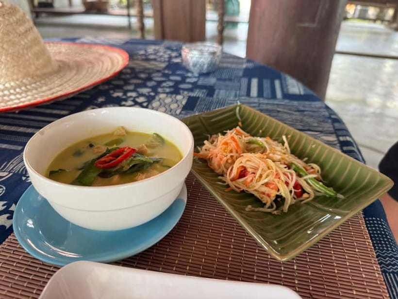 Chiang Mai : Cook in Farm, Market tour & Go by a Local Train - Lamphun market and the Chama Dhevi monument