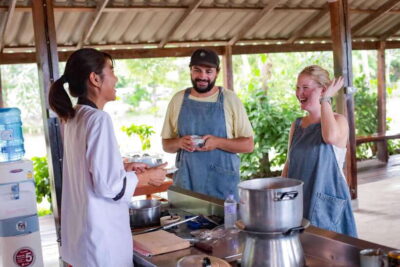 HALF-DAY COOKING COURSE at a Thai Cooking Farm