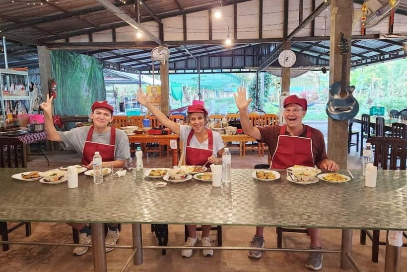 Chiang Rai:Lanna Home Cooking Class at Give Green Farm House - Why this Chiang Rai class feels personal