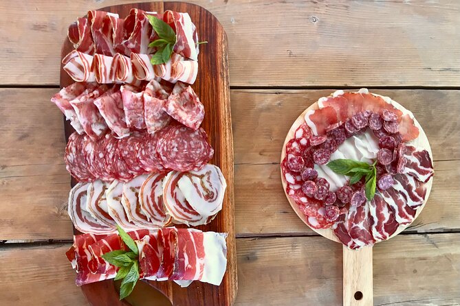 Cinta Senese tour with tasting dinner on the farm - How the $76.93 price works out