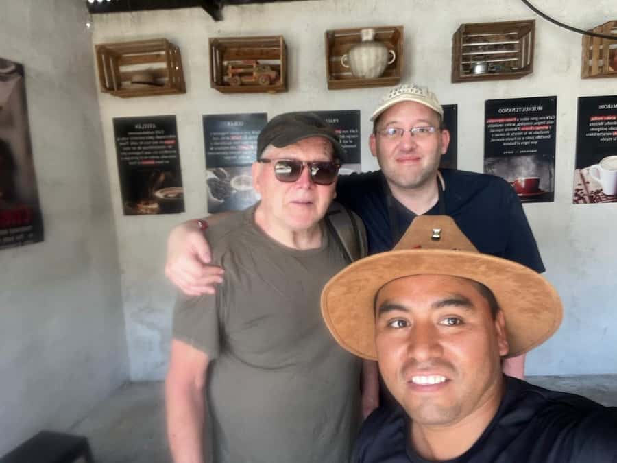 Coffee farm experience - Ciudad Vieja and the 105-minute farm walk