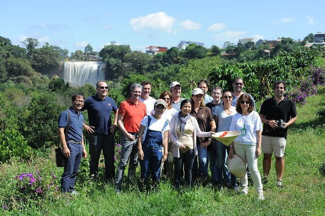 Coffee Farm Tour with Roasting & Tasting Workshop - Da Lat - Brewing and tasting the final cup