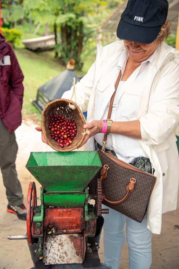 Coffee Tour Salento-Ocaso Farm- English Tour - Why this farm visit works so well near Salento