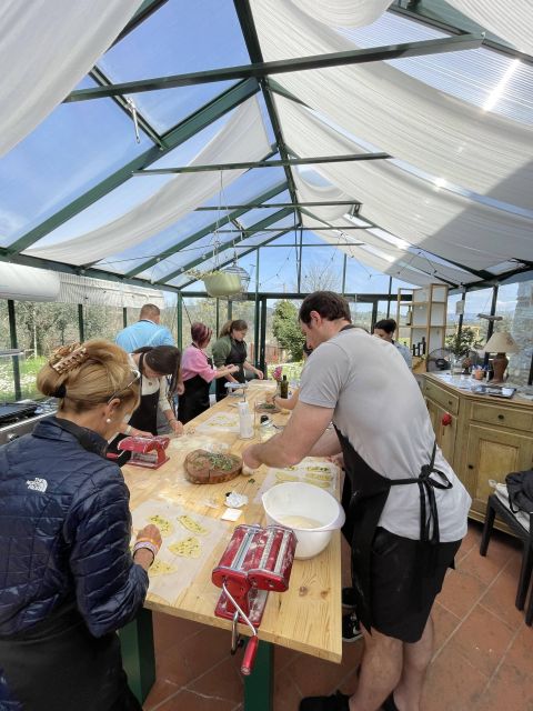 Cooking class in our family farm in Chianti with lunch - Meeting Camilla and the Benedetti family