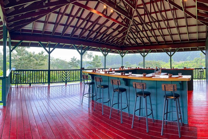 Craft Chocolate Tasting and Farm Experience on the Big Island - The setting adds real value