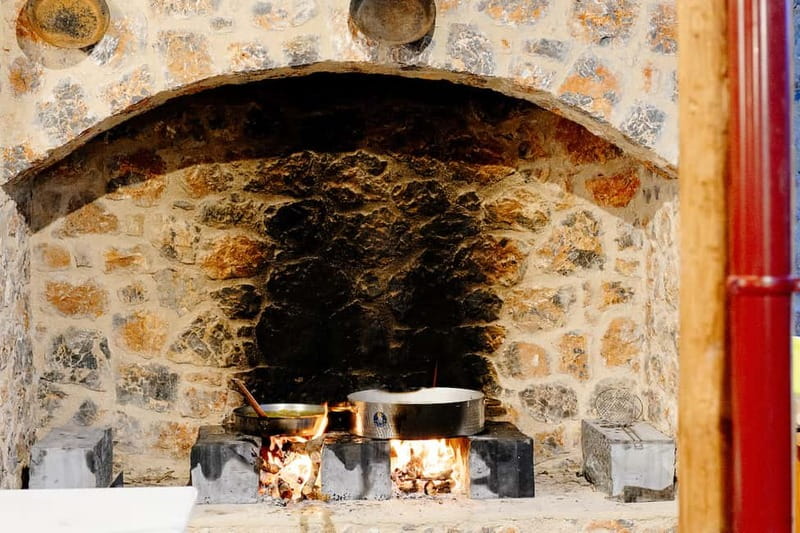 Crete: Olive Oil Festival, Farm Dinner, Live Show & Pickup - Language and group size matter