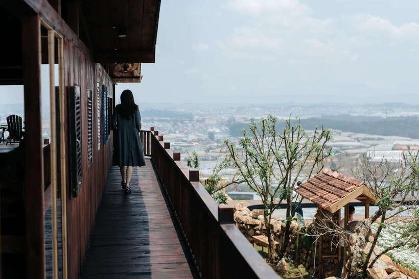Da Lat: Sunrise Panorama, Green Tea Hill and Strawberry Farm - What the $26 price really covers