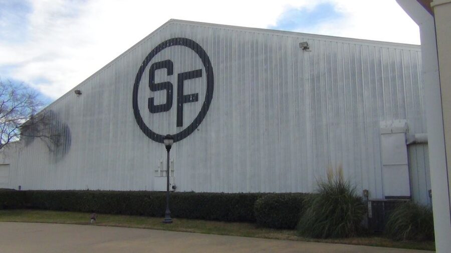 Dallas: Southfork Ranch, Dallas Highlights, and JFK Tour - Pioneer Plaza and Dallas’s Western identity