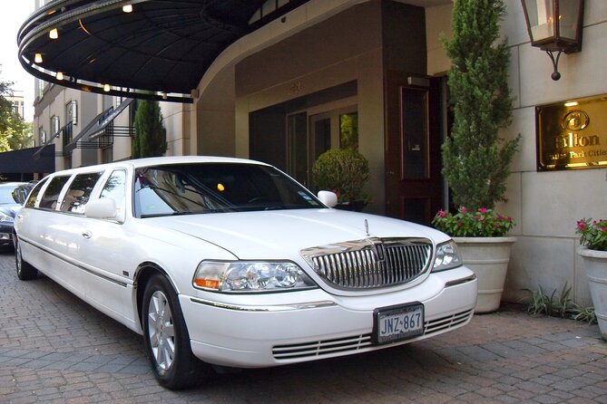 Dallas Southfork Ranch Private Limousine Tour - A private Dallas-Fort Worth pickup makes the day easy