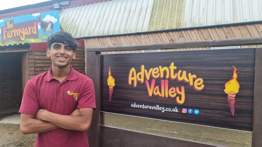 Durham: Adventure Valley Farm Park Entry Ticket - Food, comfort, and practical planning