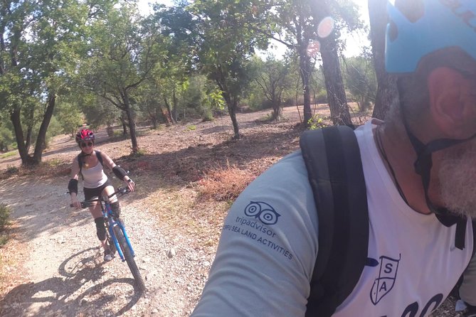 e-MTB Tour - Durrells Farm & Crab Lake [30Km - 18Mi] - Durrell’s Farm and the Corfu Literary Connection