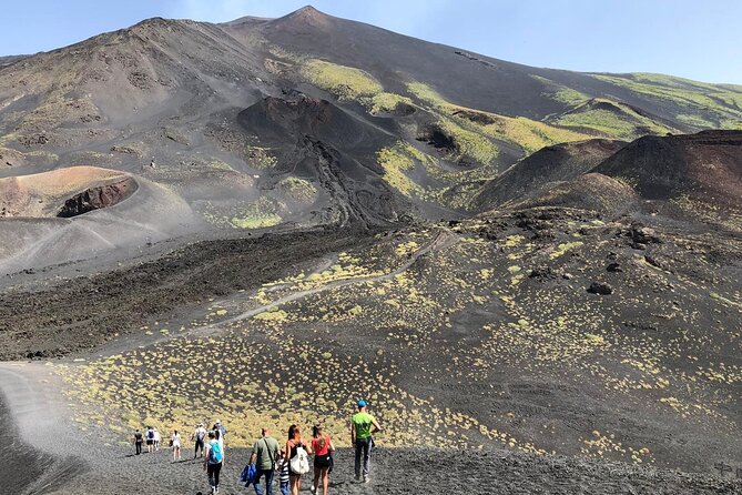 Etna private tour in 4x4 & Sicilian food farm experience - Entering the Grotta dei Tre Livelli