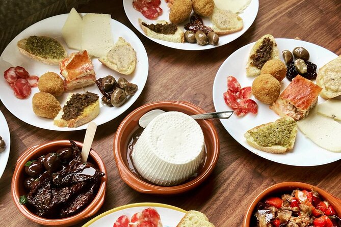 Etna private tour in 4x4 & Sicilian food farm experience - A Sicilian tasting at MontataGrande