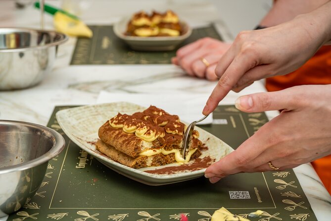 Farmer's Market and Pasta Making with Italian Wine - Timing, meeting point, and practical planning