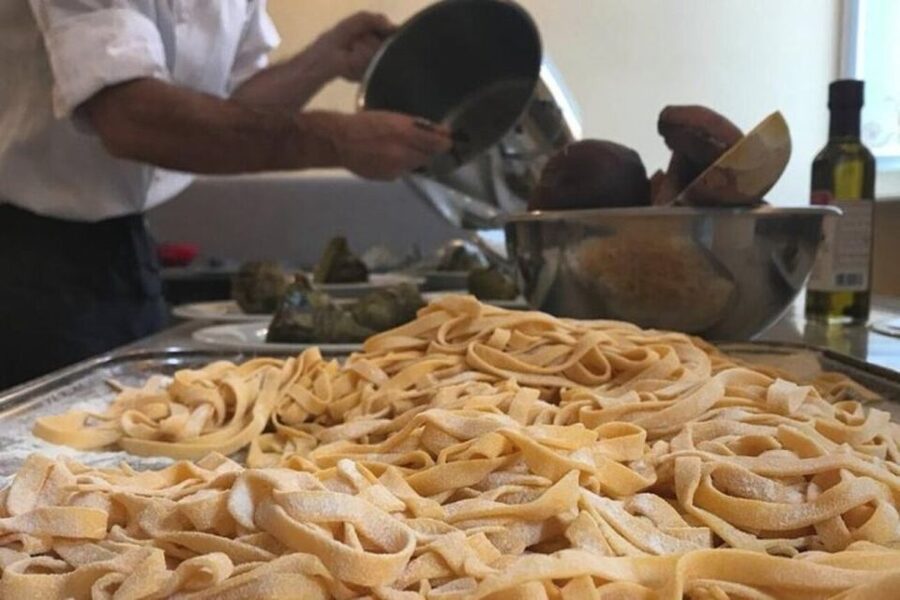 Farmers Market Shopping and Roman Full Course Class - SHARED - The chefs make the difference