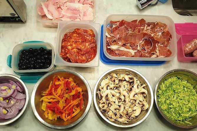 Farmers Market Shopping with Roman Full Course Class - (SHARED) - How the chefs shape the experience