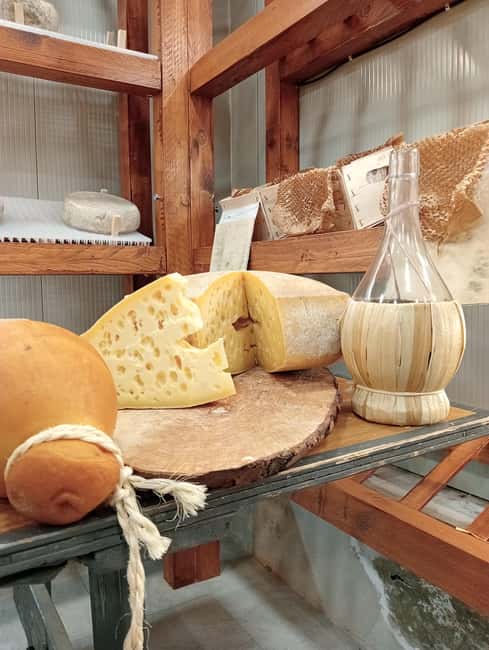 Florence: Cooking Class on a Traditional Tuscan Farm - Making fresh Tuscan ravioli