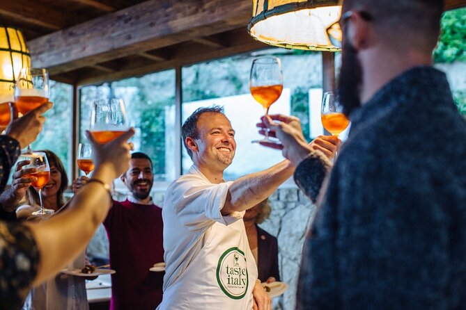 Florence Sunset Food Tour with Wine & Dine at a Tuscan farmhouse - From central Florence to the Tuscan hills