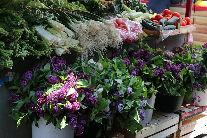 Food Tasting at Locals Favorite Farmers Market in Belgrade - Is $63.44 a fair price?