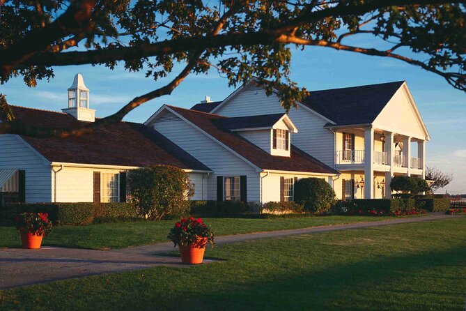 Fort Worth Highlights & Southfork Ranch Combo Tour - The White Elephant Saloon and Stockyards Hotel