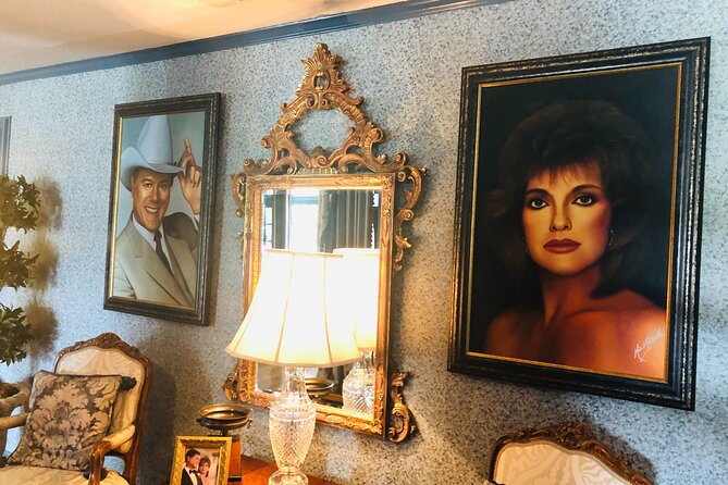 Fort Worth Highlights & Southfork Ranch Combo Tour - Inside the Ewing Mansion