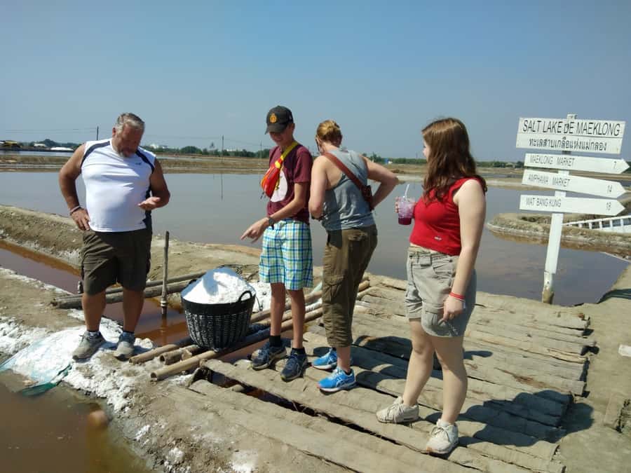 From Bangkok: Floating & Railway Markets Tour & Coconut Farm - Coconut sugar at a working farm